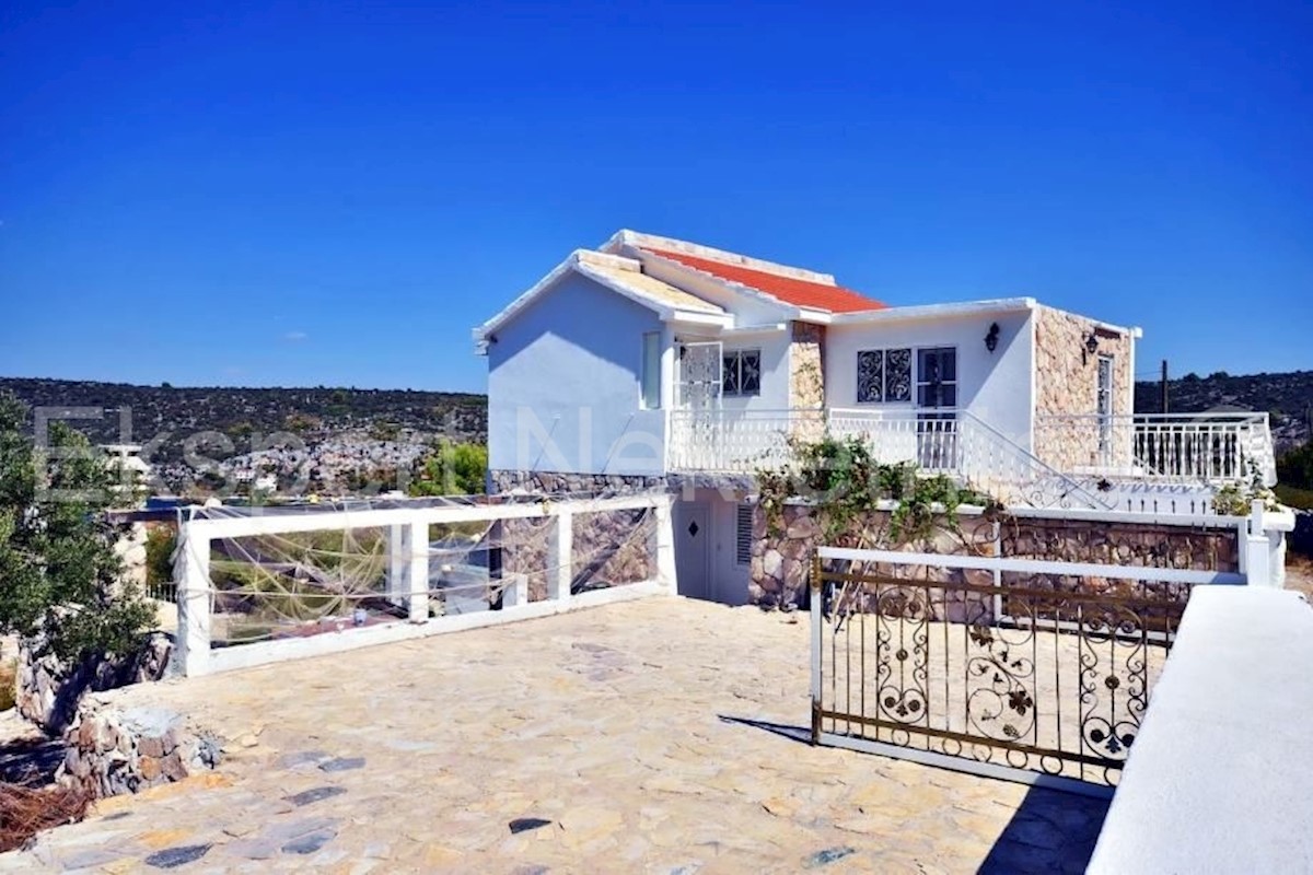 Casa In vendita - SPLITSKO-DALMATINSKA TROGIR