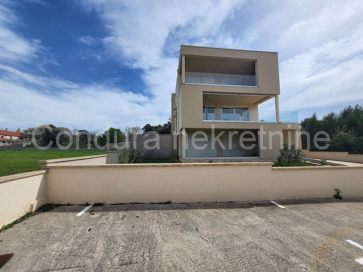 Flat For sale - ZADARSKA PRIVLAKA