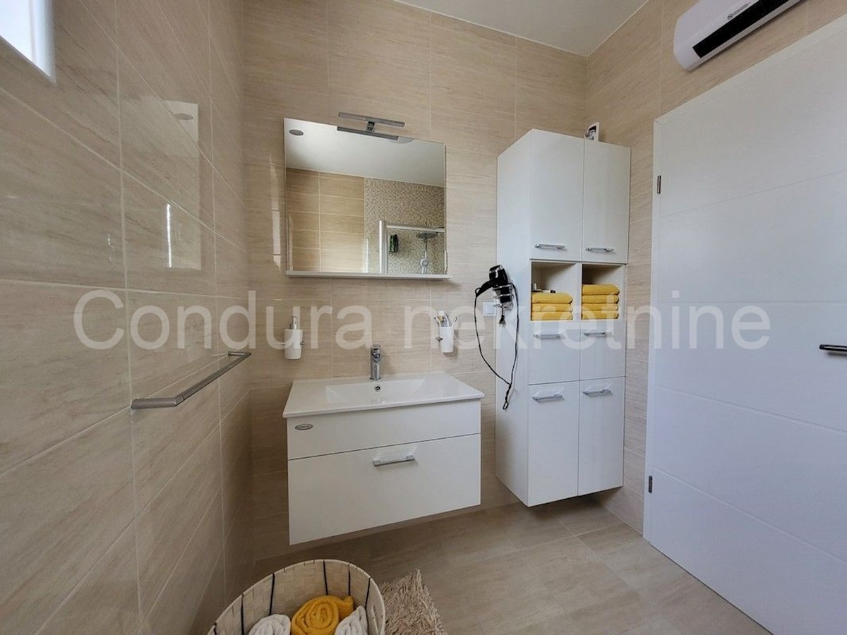 Flat For sale - ZADARSKA PRIVLAKA