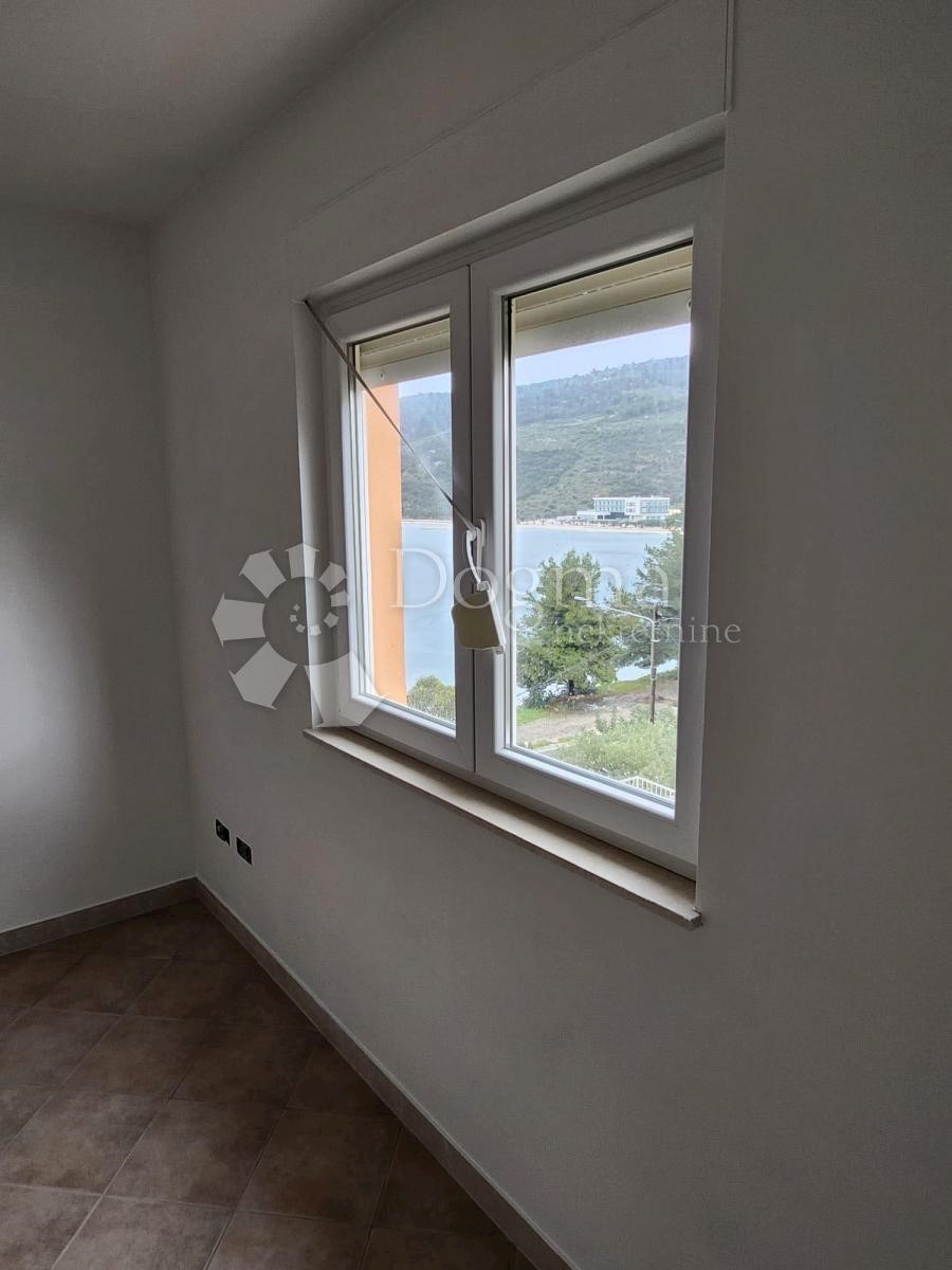 Flat For sale - SPLITSKO-DALMATINSKA MARINA