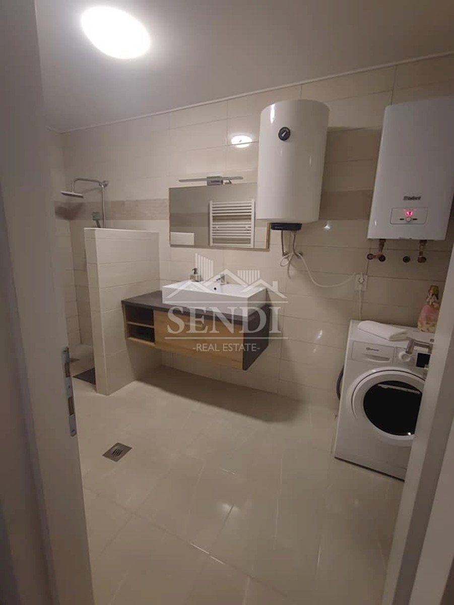Appartement À louer - PRIMORSKO-GORANSKA RIJEKA