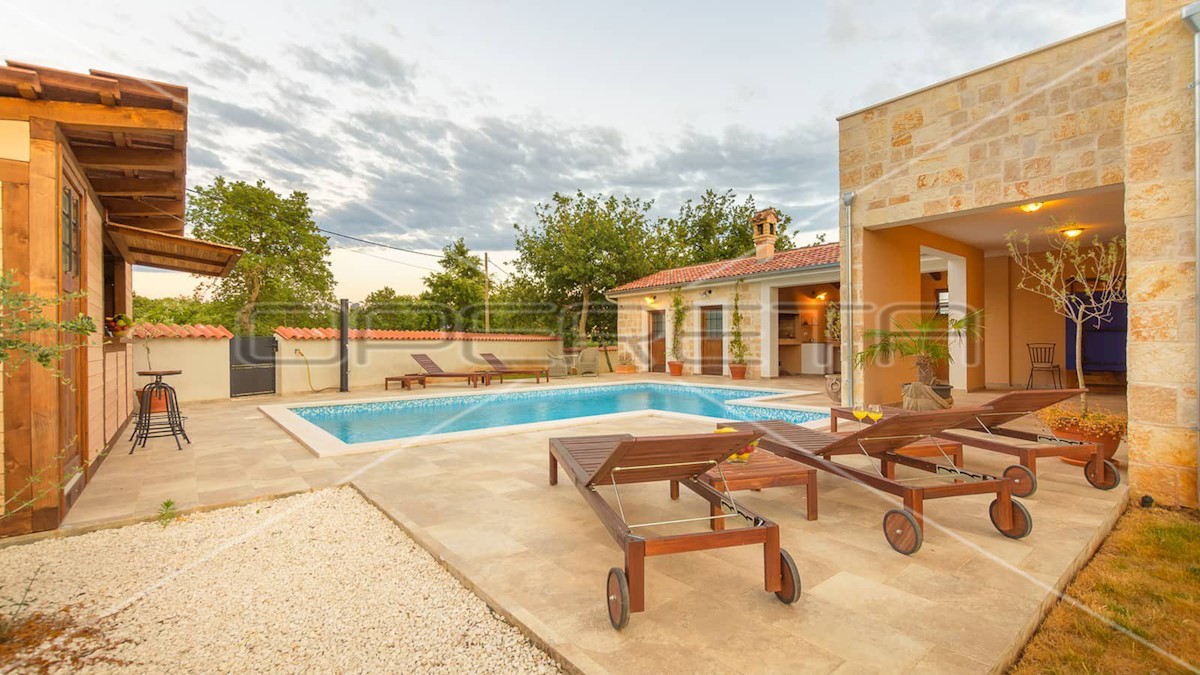 House For sale - ISTARSKA SVETVINČENAT