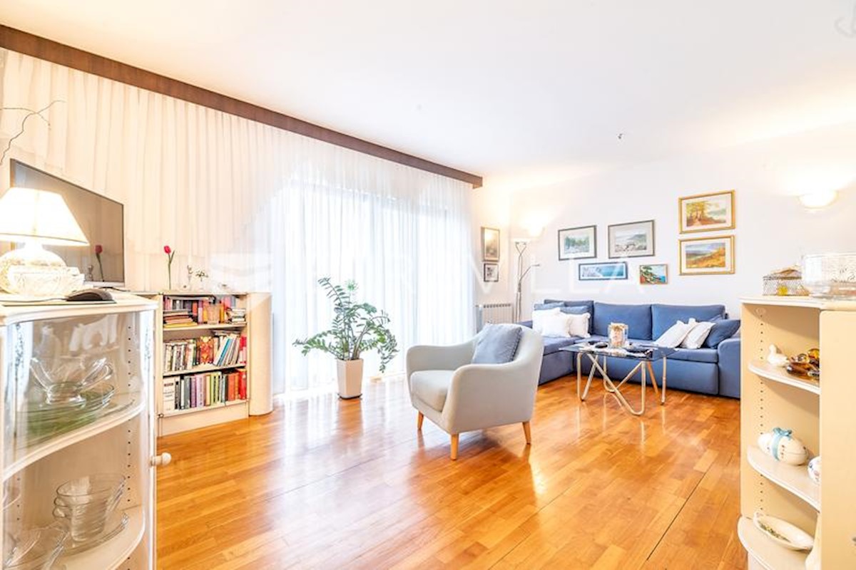 Apartment Zu verkaufen