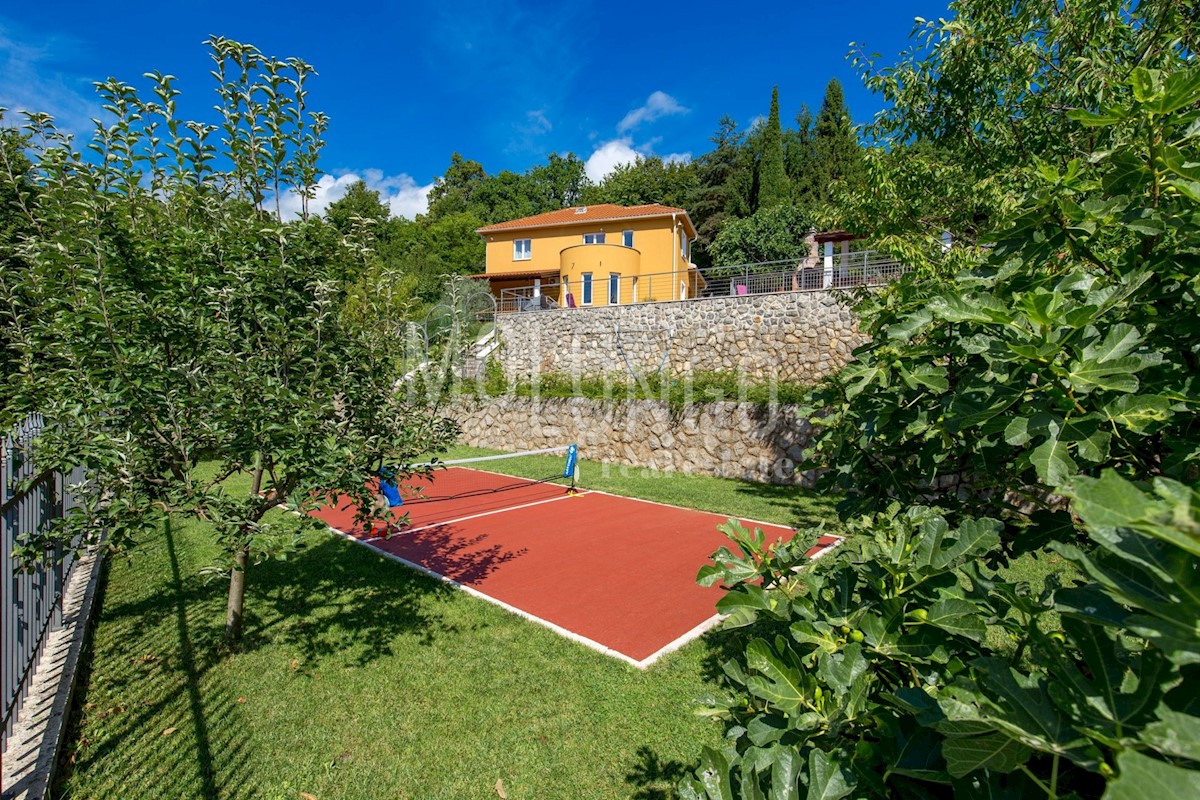 Hiša Na predaj - PRIMORSKO-GORANSKA OPATIJA