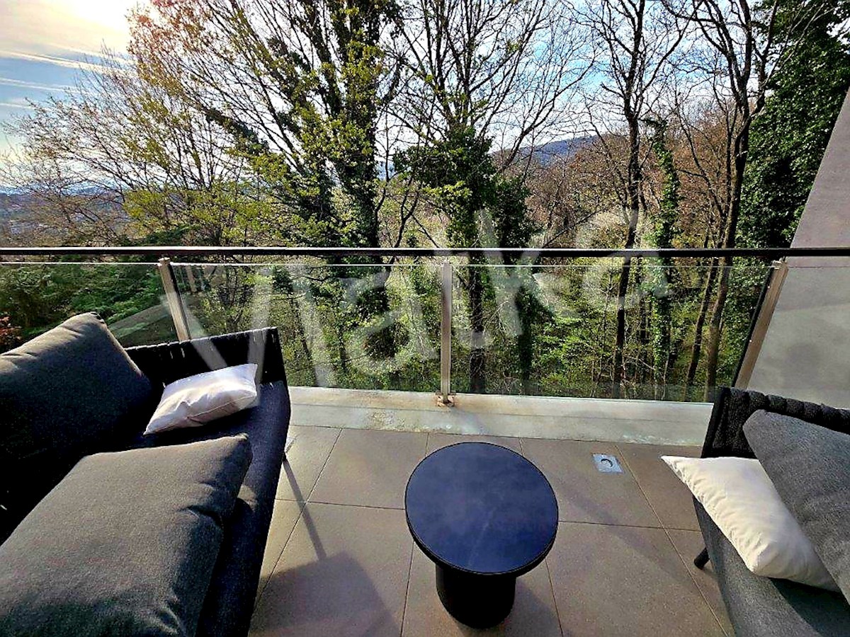 Dom Na sprzedaż - GRAD ZAGREB ZAGREB