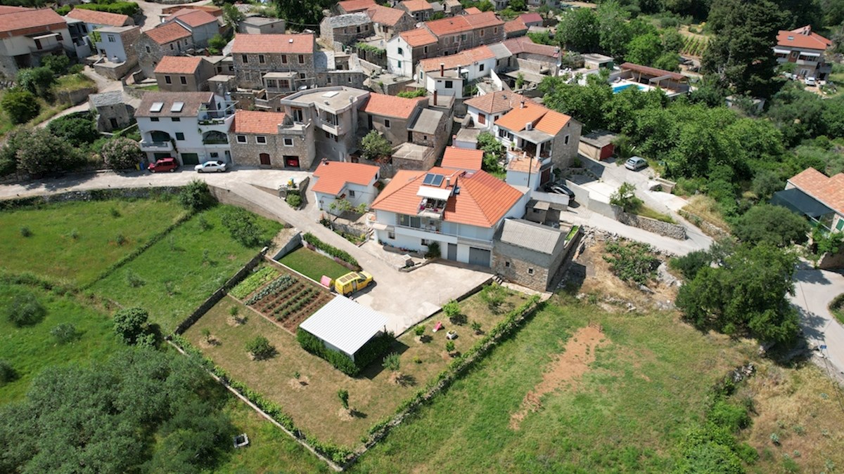 Maison À vendre - SPLITSKO-DALMATINSKA STARI GRAD