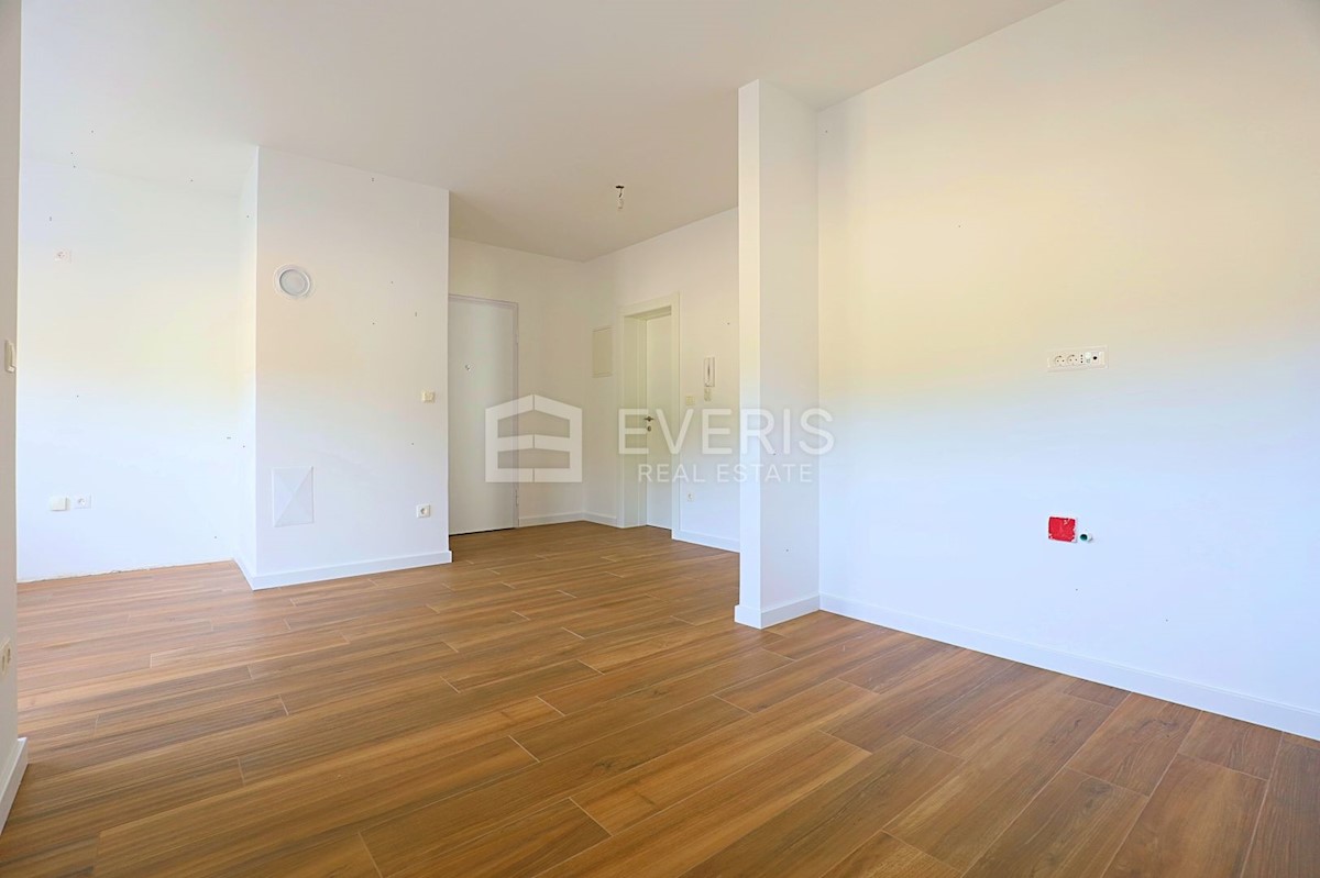 Apartment Zu verkaufen - PRIMORSKO-GORANSKA KASTAV