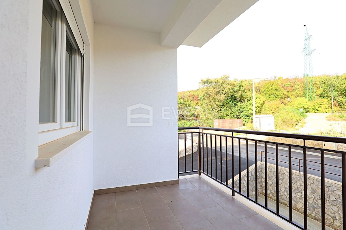 Apartment Zu verkaufen - PRIMORSKO-GORANSKA KASTAV