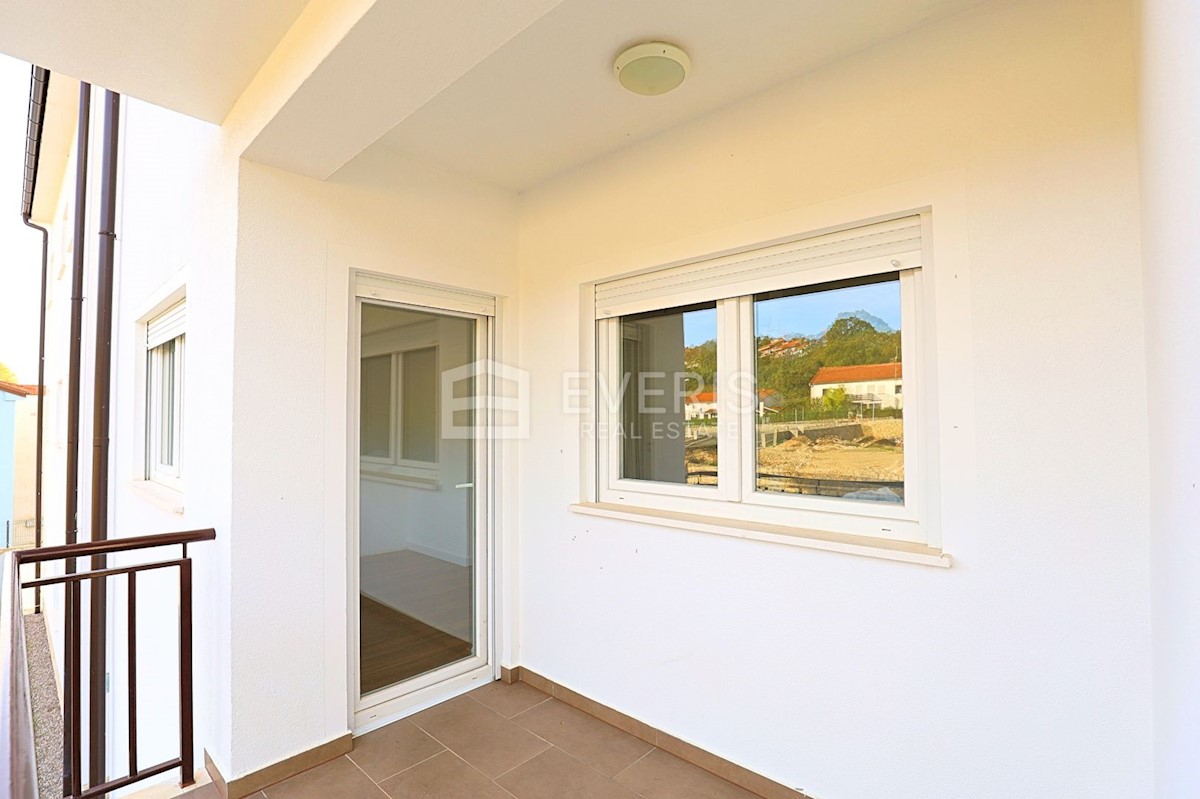 Apartment Zu verkaufen - PRIMORSKO-GORANSKA KASTAV
