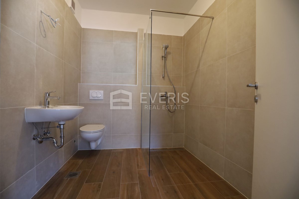 Apartment Zu verkaufen - PRIMORSKO-GORANSKA KASTAV