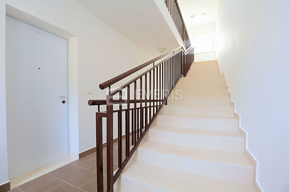Apartment Zu verkaufen - PRIMORSKO-GORANSKA KASTAV