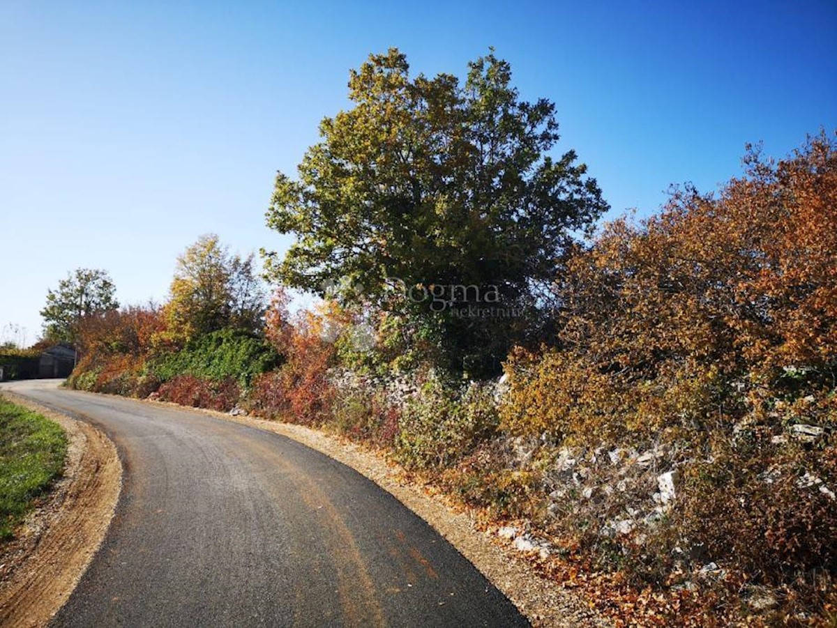 Parcela Naprodaj - ISTARSKA Marčana