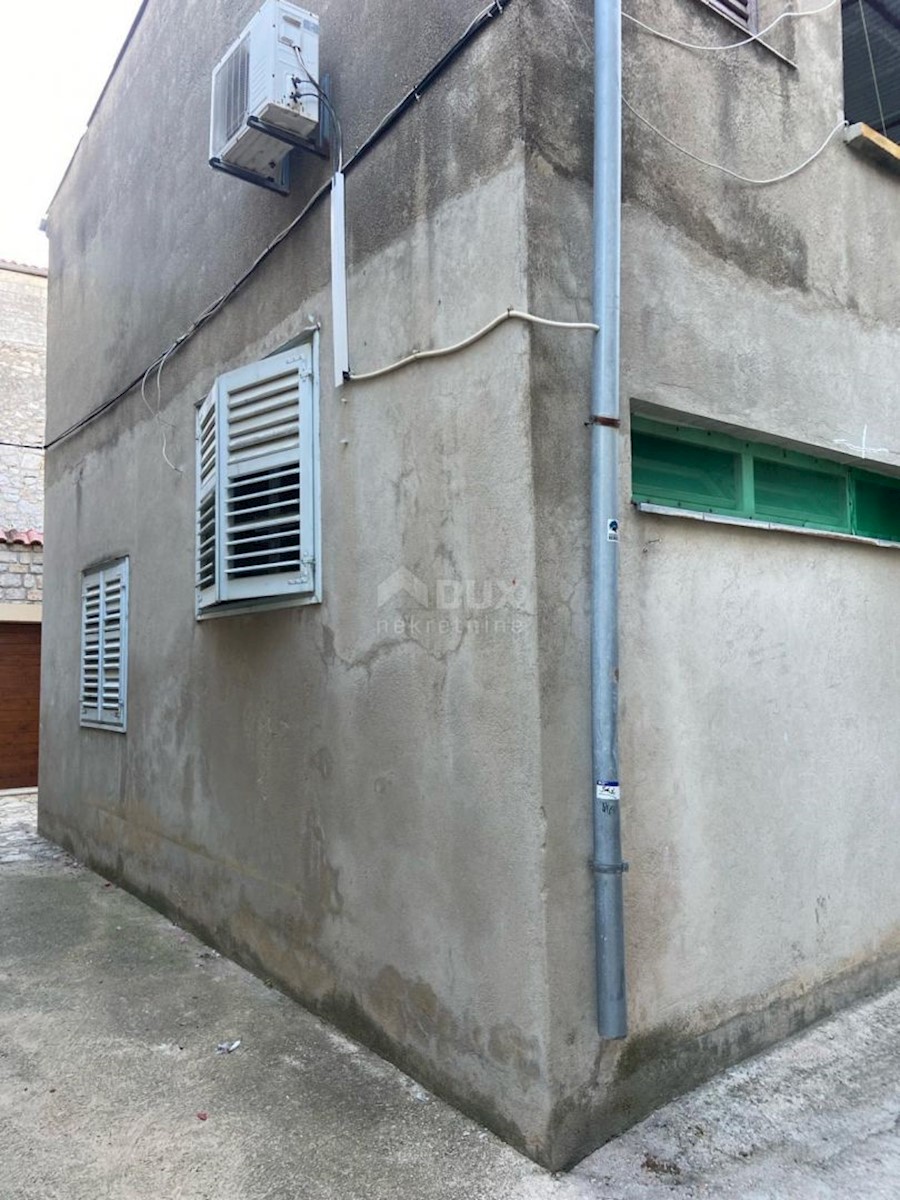 Maison À vendre - ŠIBENSKO-KNINSKA PIROVAC