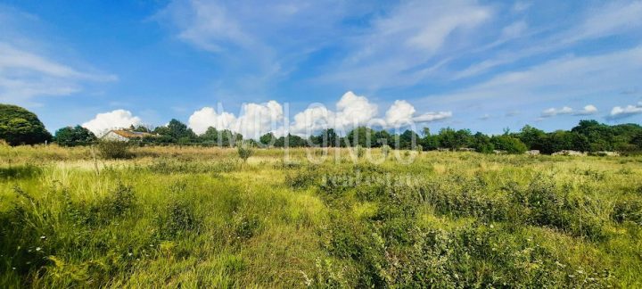 Terreno in vendita 3892 m² – Kanfanar