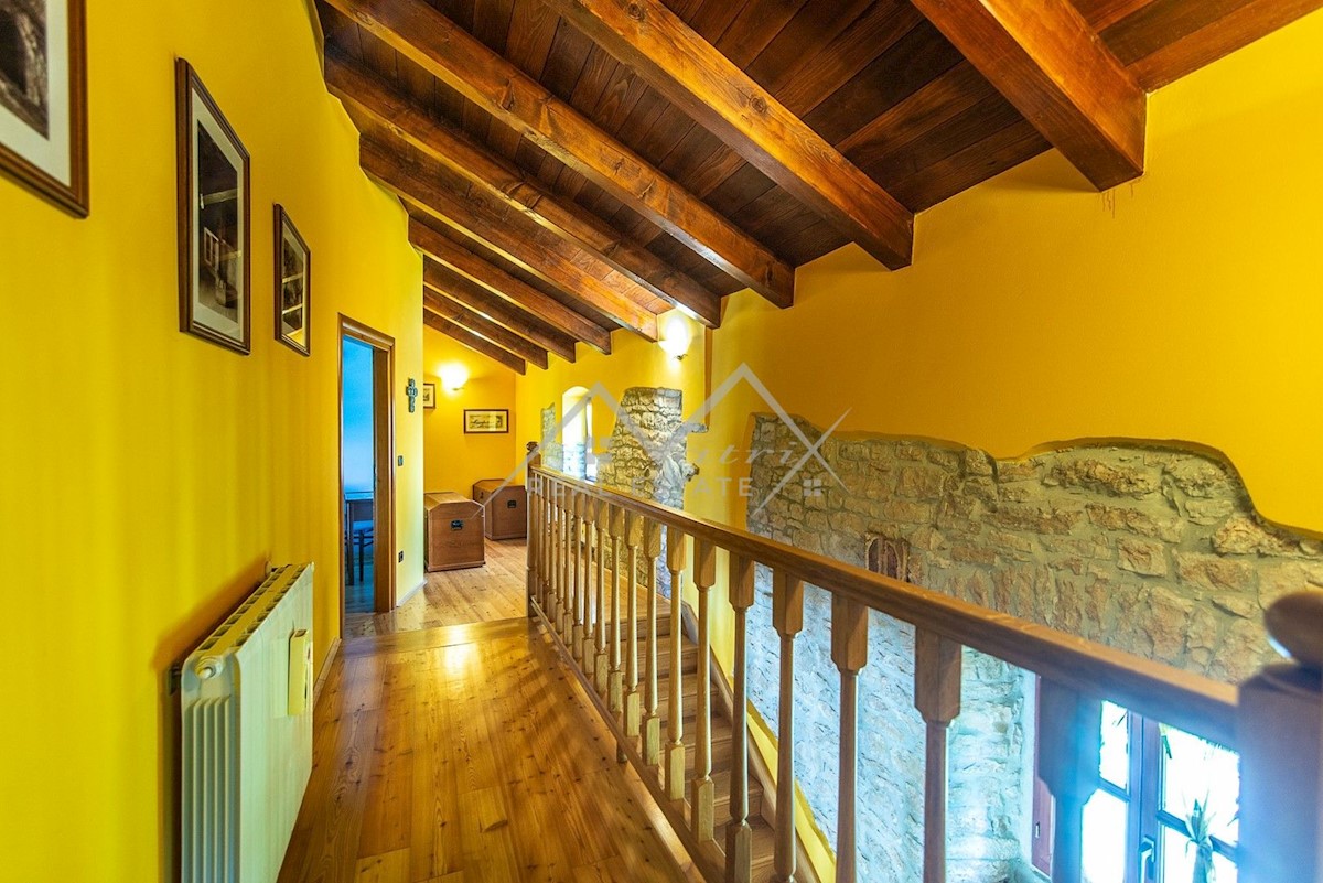 House For sale - ISTARSKA SVETVINČENAT