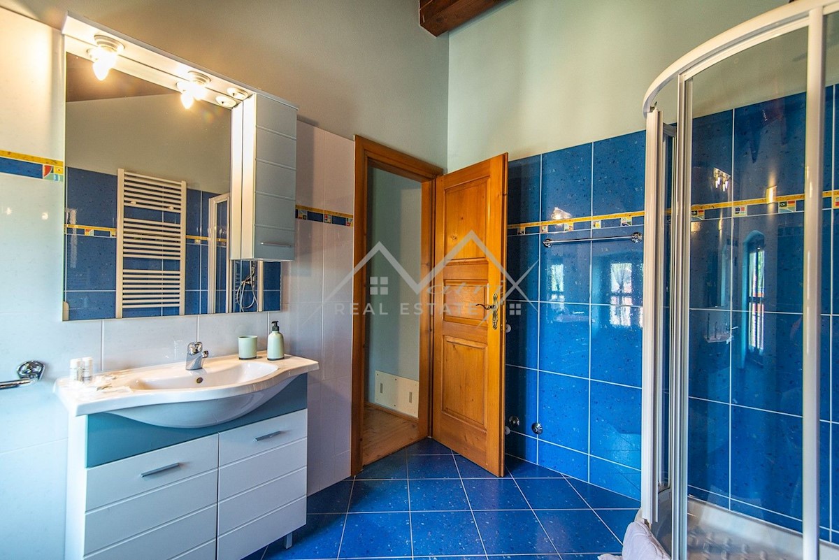 House For sale - ISTARSKA SVETVINČENAT