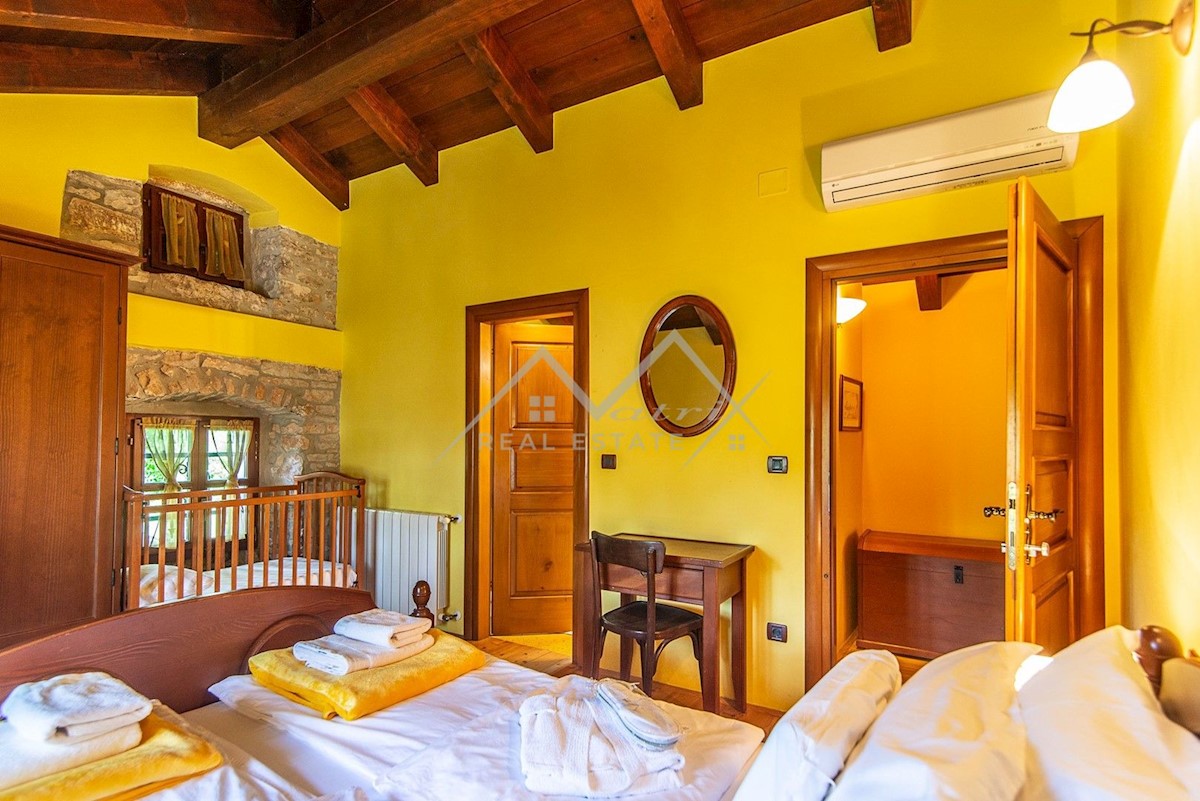 House For sale - ISTARSKA SVETVINČENAT
