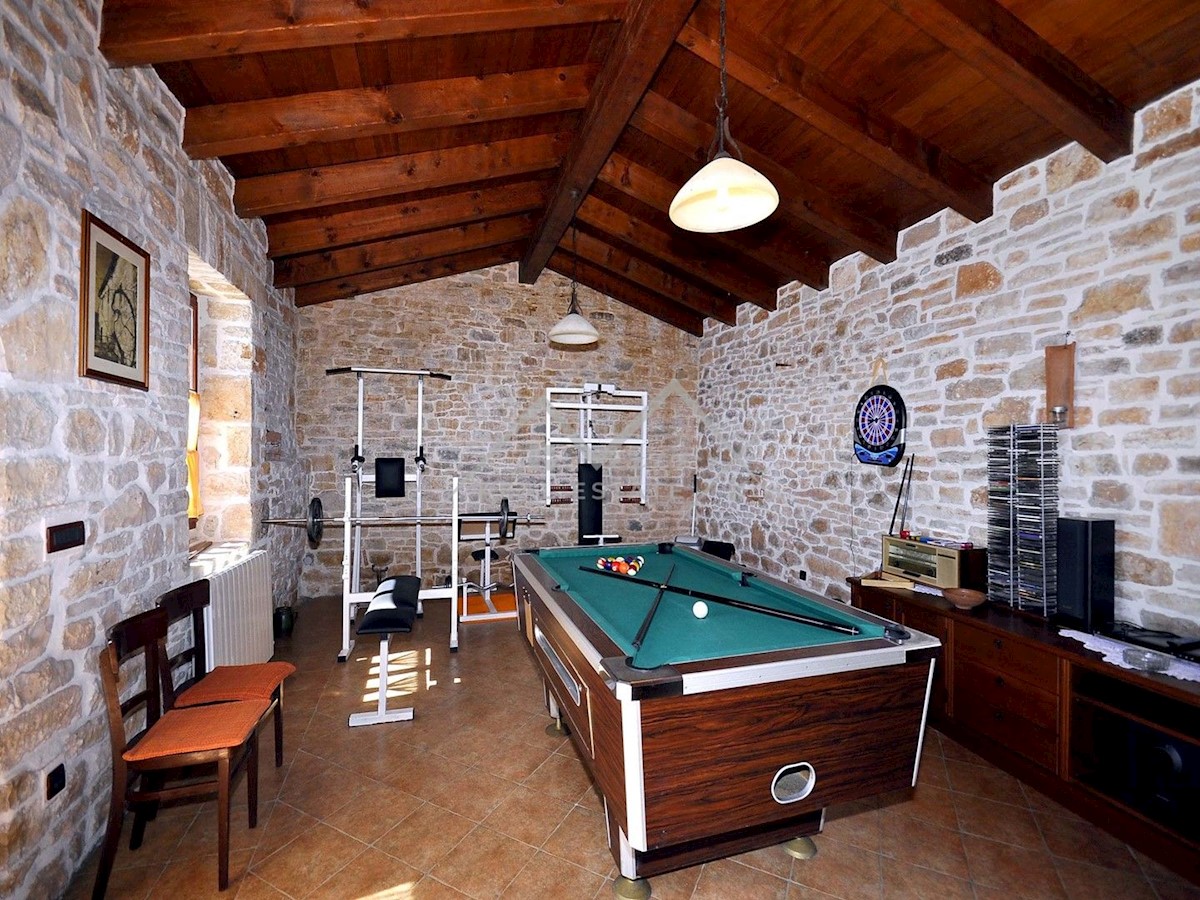 House For sale - ISTARSKA SVETVINČENAT