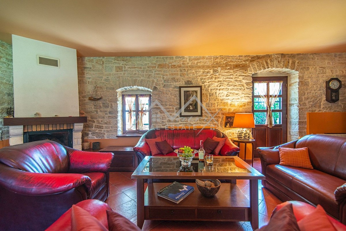 House For sale - ISTARSKA SVETVINČENAT