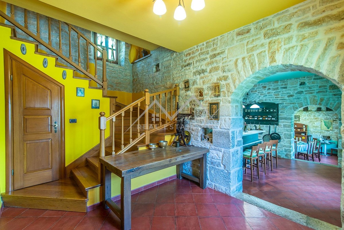 House For sale - ISTARSKA SVETVINČENAT
