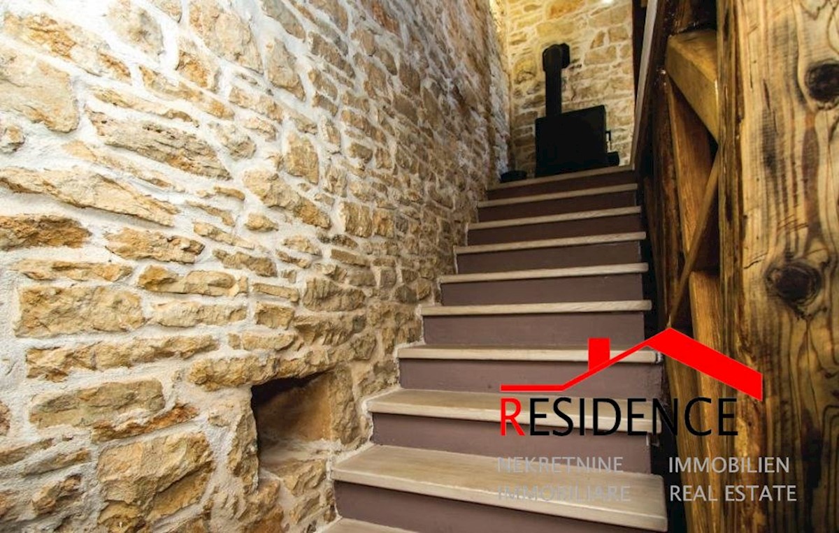 Haus Zu verkaufen - ISTARSKA SVETVINČENAT