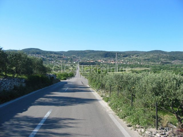 Pozemok na predaj 4902 m² – Nerežišća