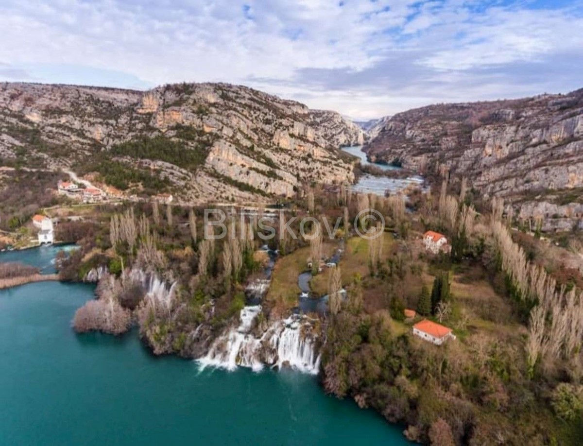 House For rent - šibensko-kninska Drniš - foto 1/4