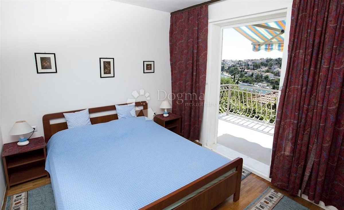 Casa In vendita - SPLITSKO-DALMATINSKA ČIOVO
