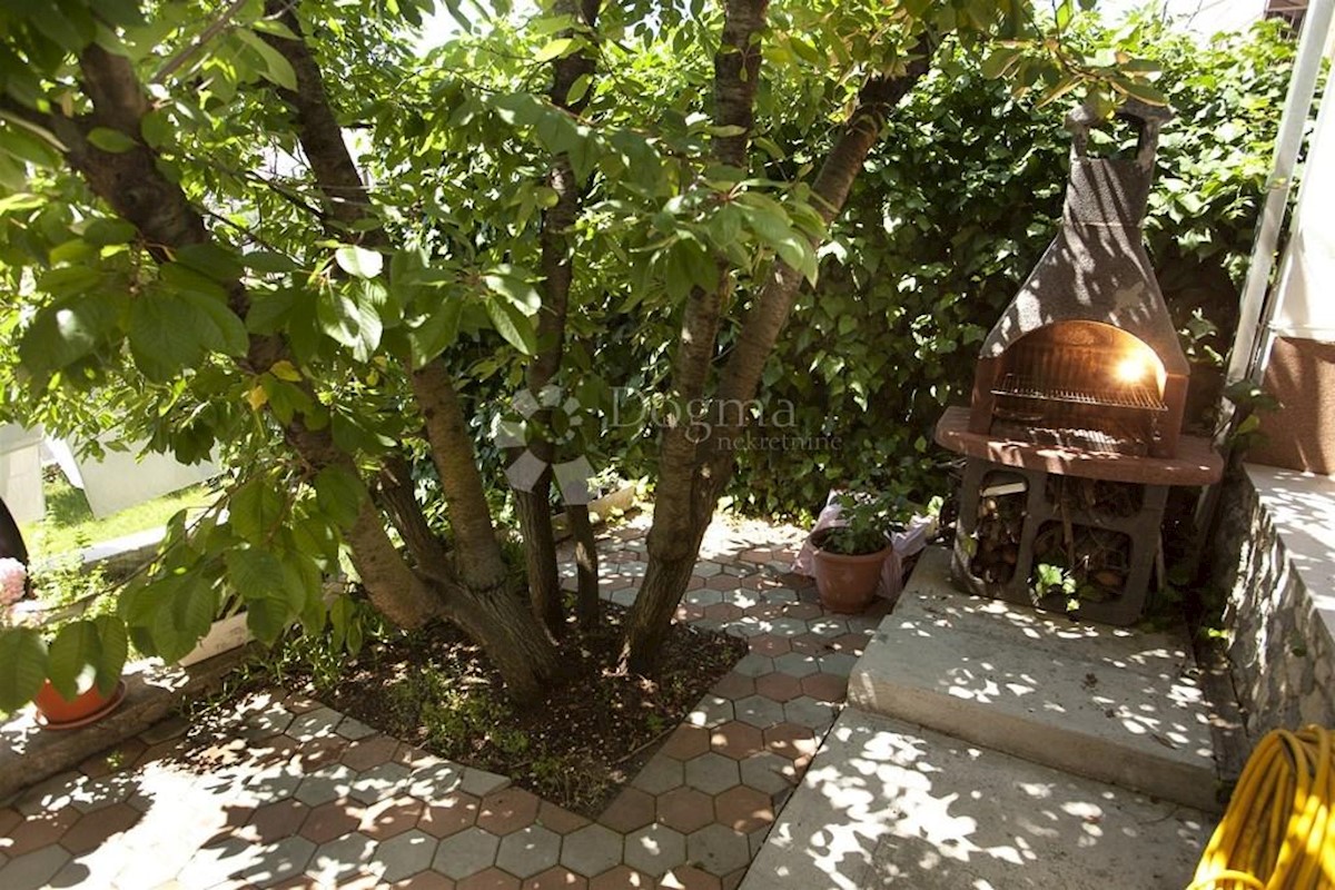 Casa In vendita - SPLITSKO-DALMATINSKA ČIOVO