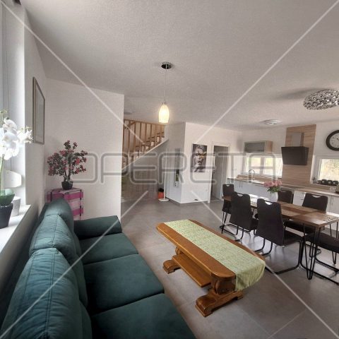 Haus Zu verkaufen - Istarska Tinjan - foto 2/8