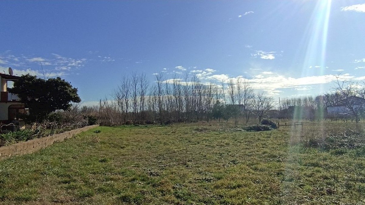 Parcela Naprodaj - ZADARSKA Privlaka