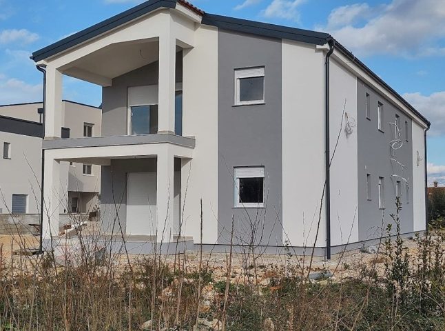 Apartmán na predaj 64 m² – Vir