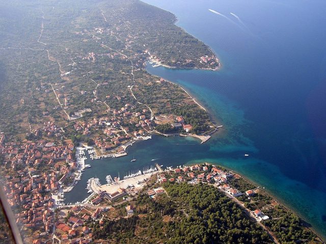 Land for sale 463 m² – Veli Iž