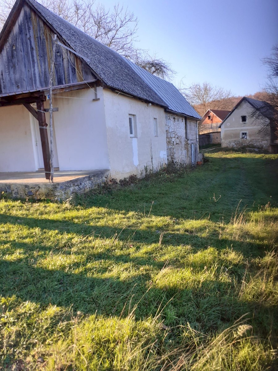 Kuća Na prodaju - LIČKO-SENJSKA OTOČAC