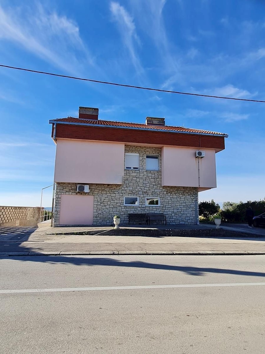 House For sale CRNO