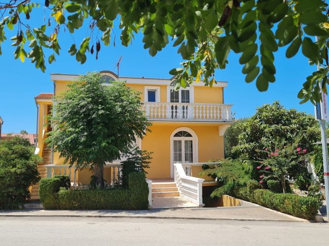 Maison à vendre 223 m² – Pakoštane