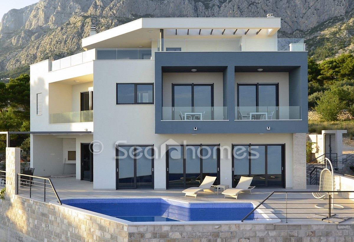 Kuća Na prodaju - SPLITSKO-DALMATINSKA MAKARSKA