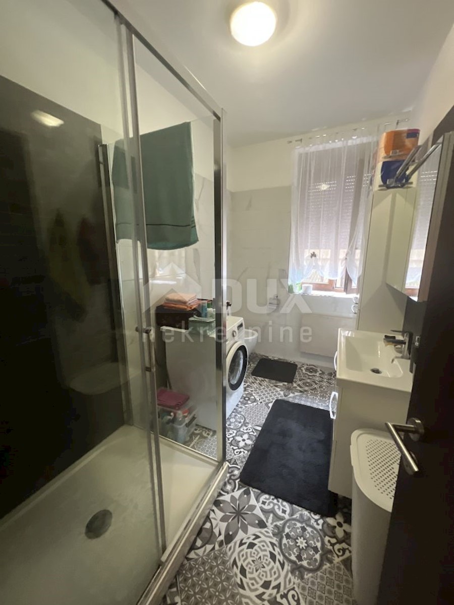Flat For sale - PRIMORSKO-GORANSKA KASTAV