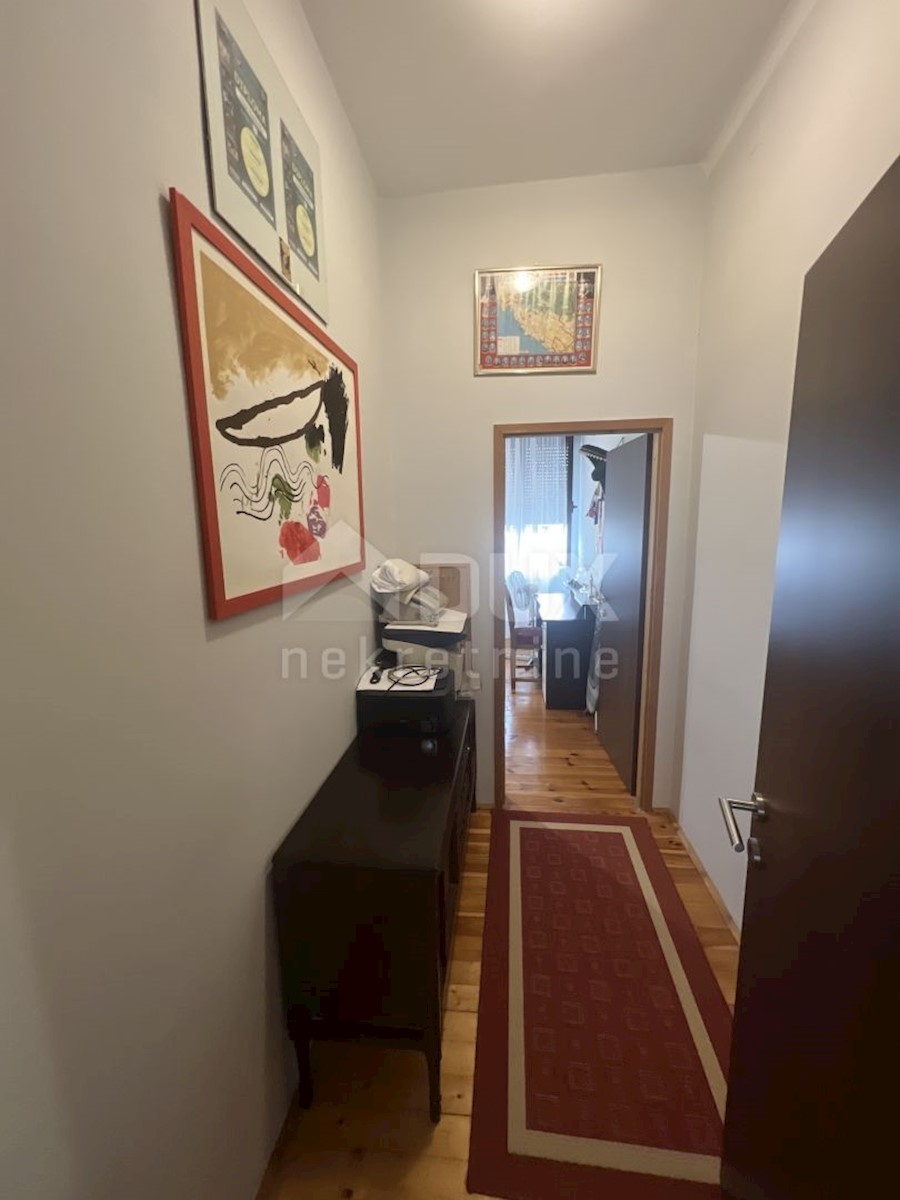 Flat For sale - PRIMORSKO-GORANSKA KASTAV