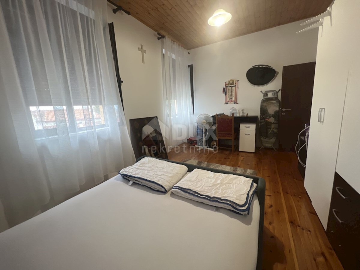Flat For sale - PRIMORSKO-GORANSKA KASTAV