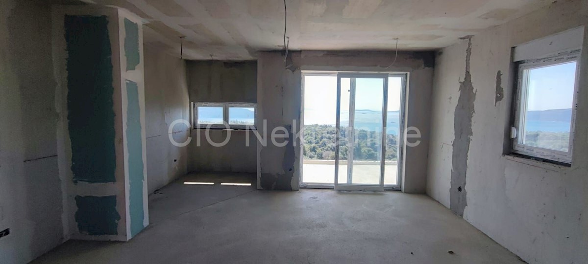 Flat For sale - SPLITSKO-DALMATINSKA SEGET