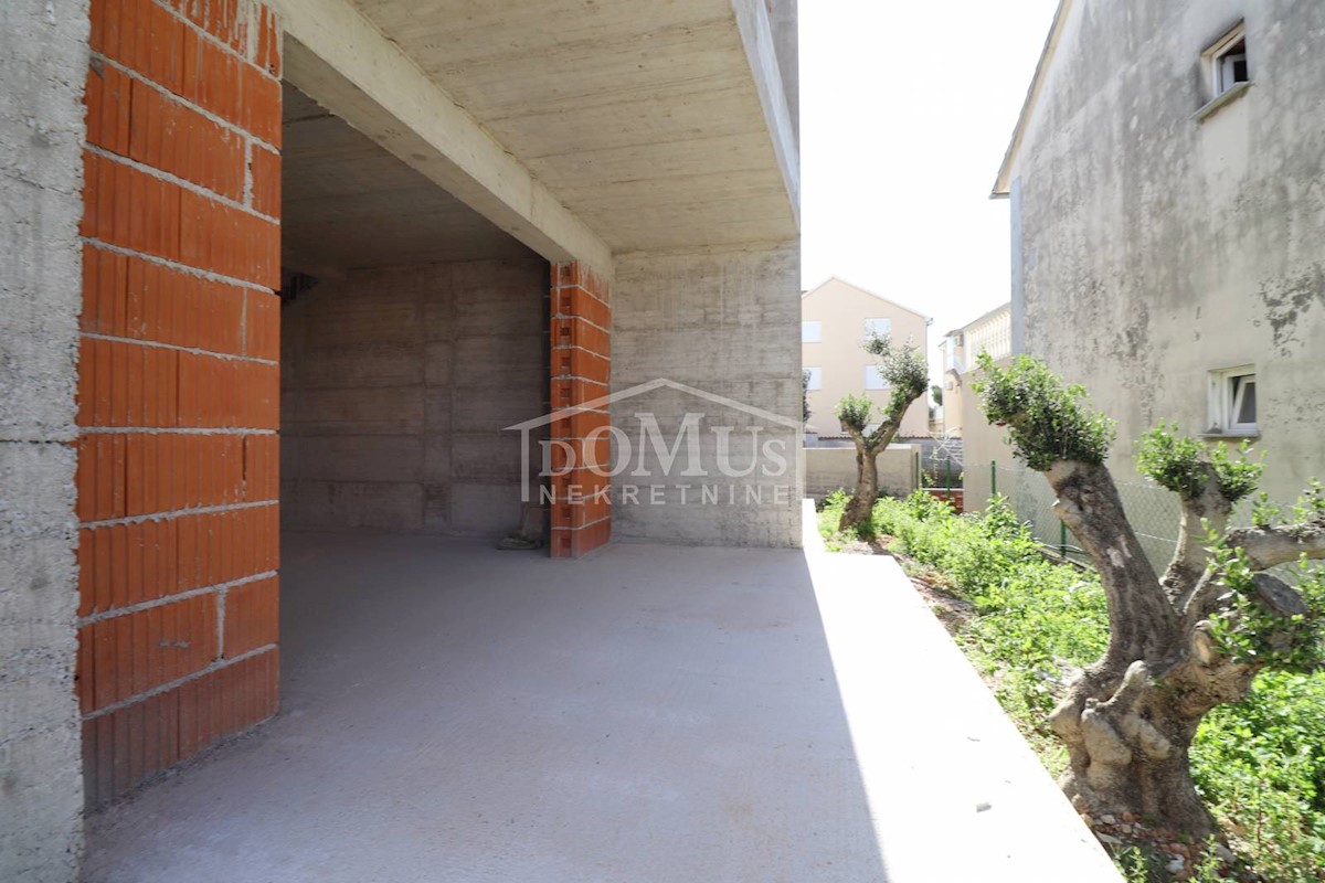 House For sale - ŠIBENSKO-KNINSKA VODICE
