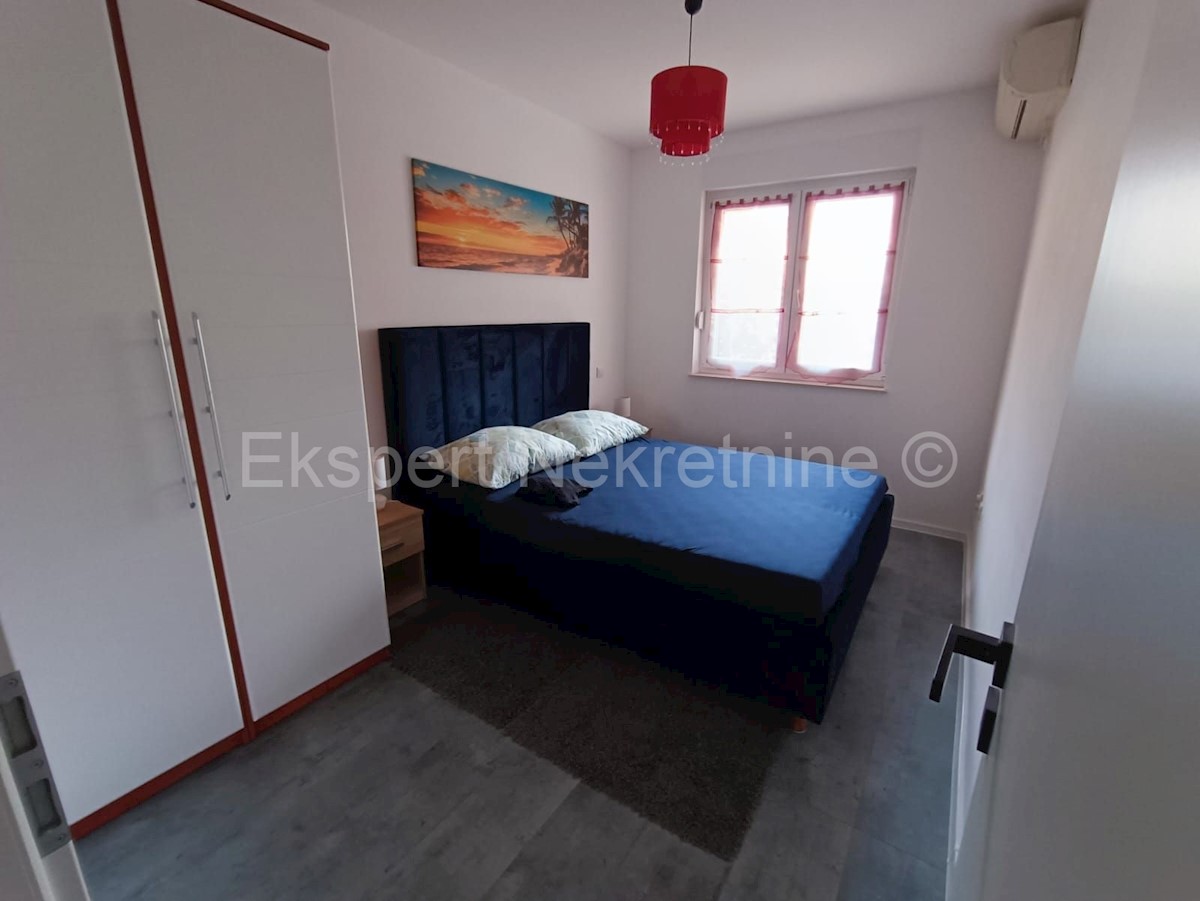 Flat For sale - SPLITSKO-DALMATINSKA OMIŠ