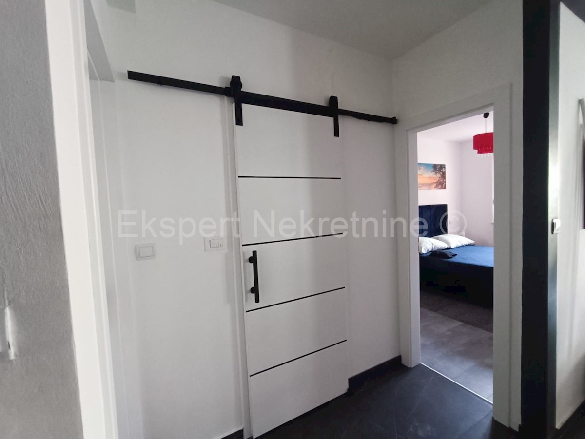 Flat For sale - SPLITSKO-DALMATINSKA OMIŠ