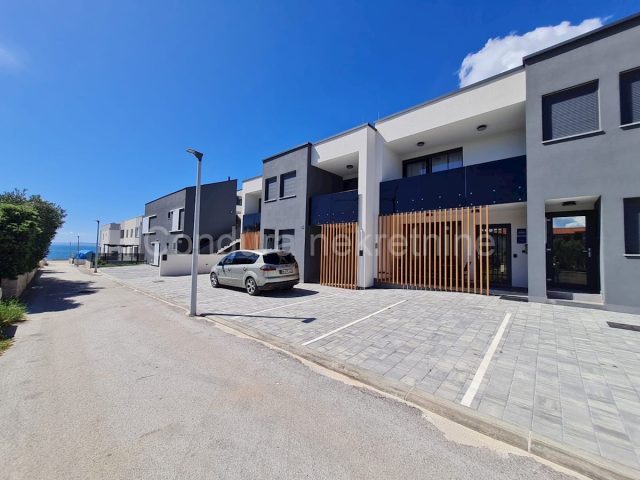 Apartmán na predaj 90 m² – Vir