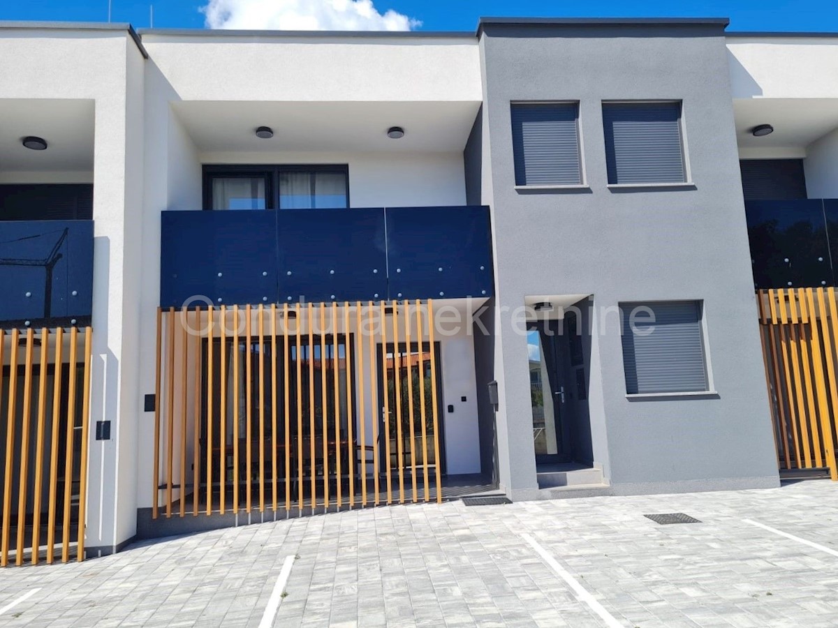Apartma Naprodaj - ZADARSKA Vir