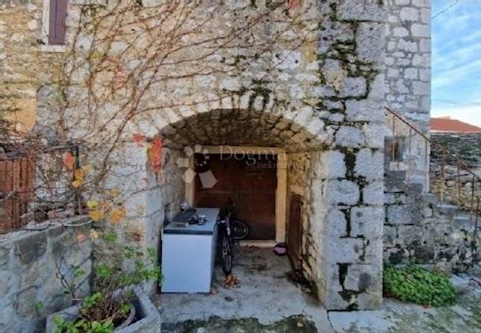 Casa In vendita - Splitsko-dalmatinska Brač - foto 4/15