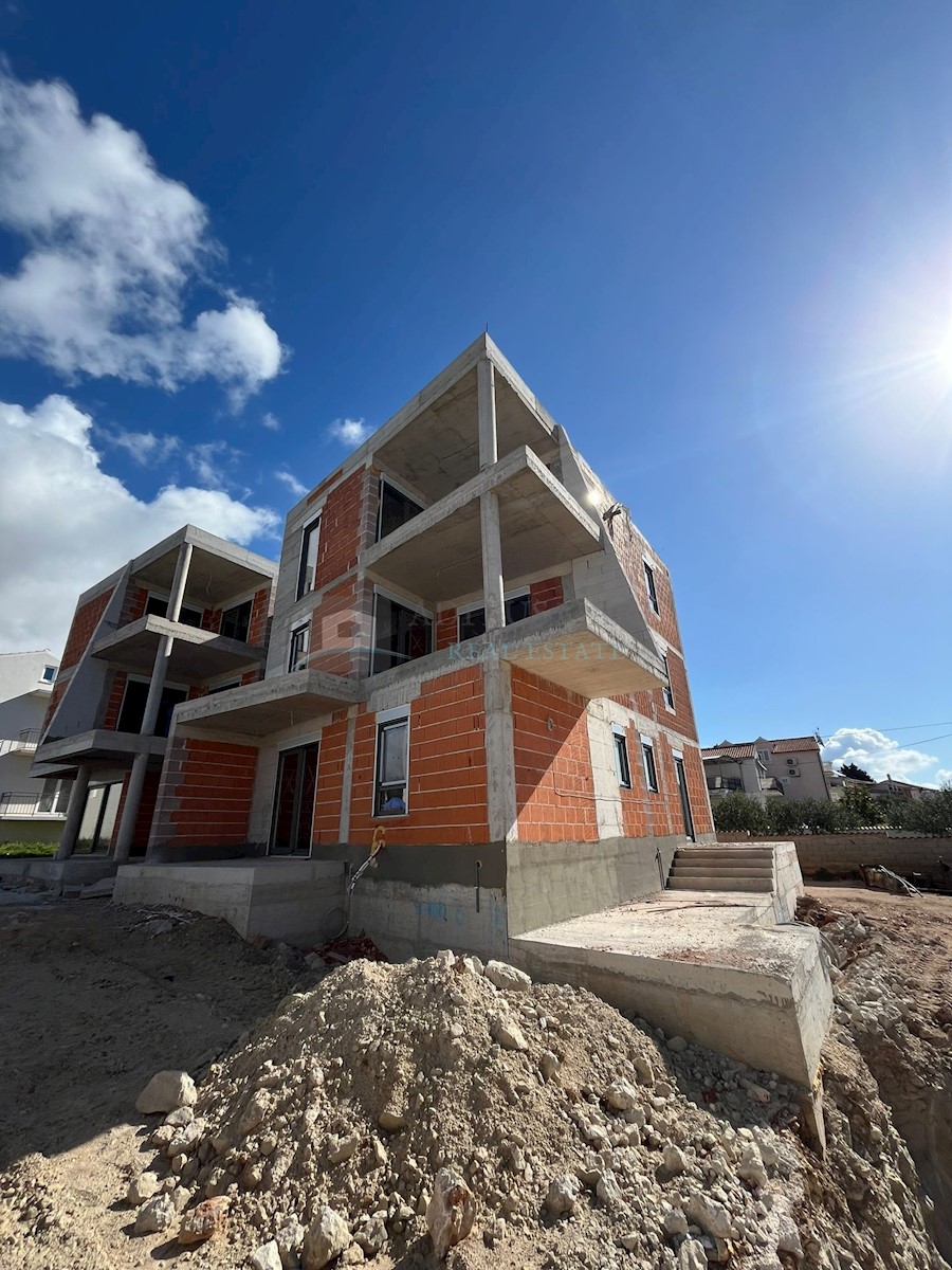 Appartement À vendre - ŠIBENSKO-KNINSKA VODICE