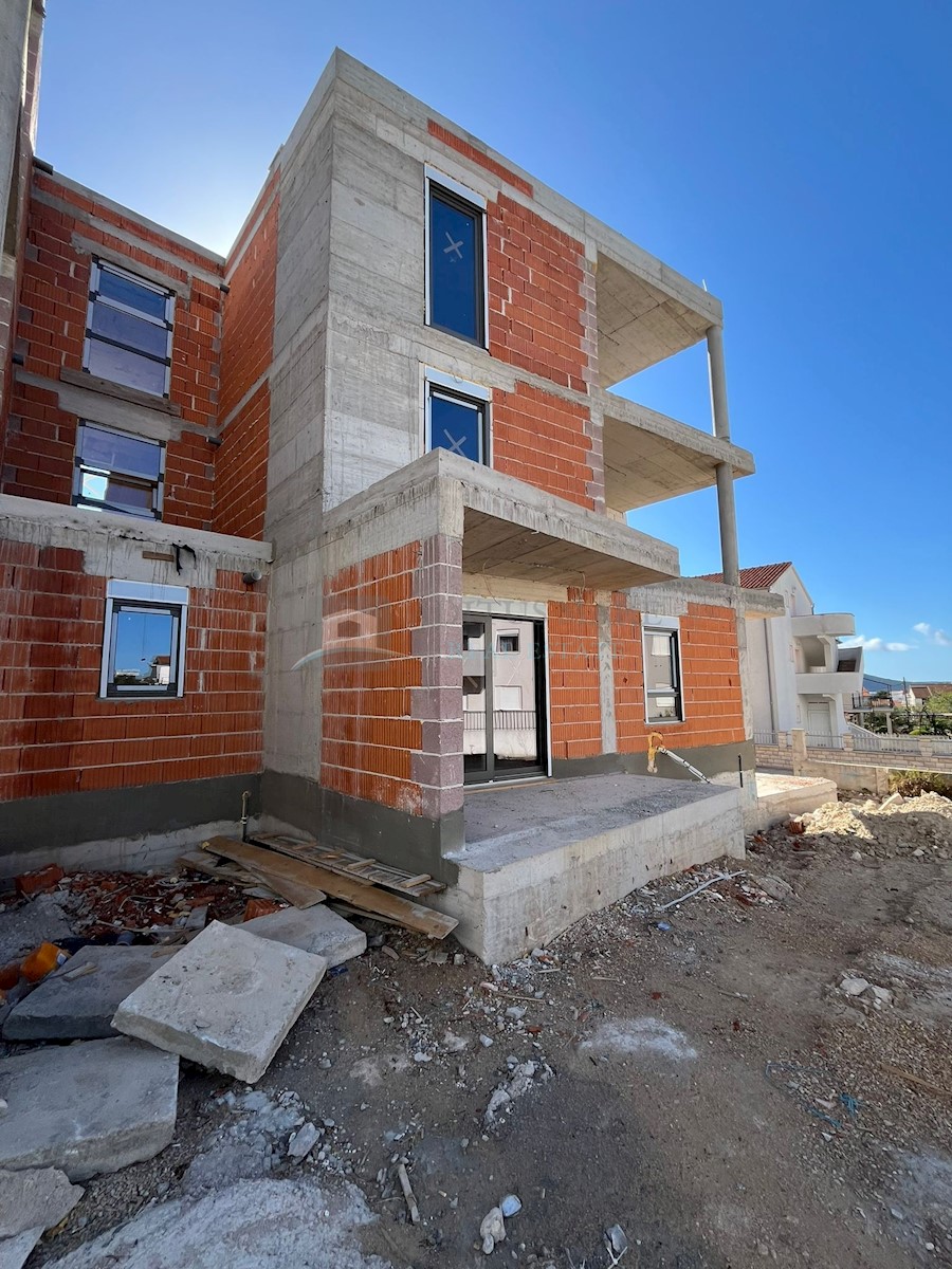 Appartement À vendre - ŠIBENSKO-KNINSKA VODICE