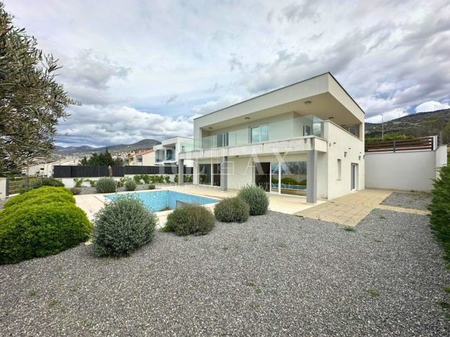 Hiša na predaj 168 m² – Klenovica